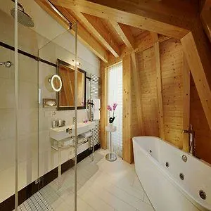 Monte Rosa Boutique 4* צרמט