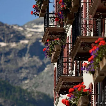 Monte Rosa Boutique